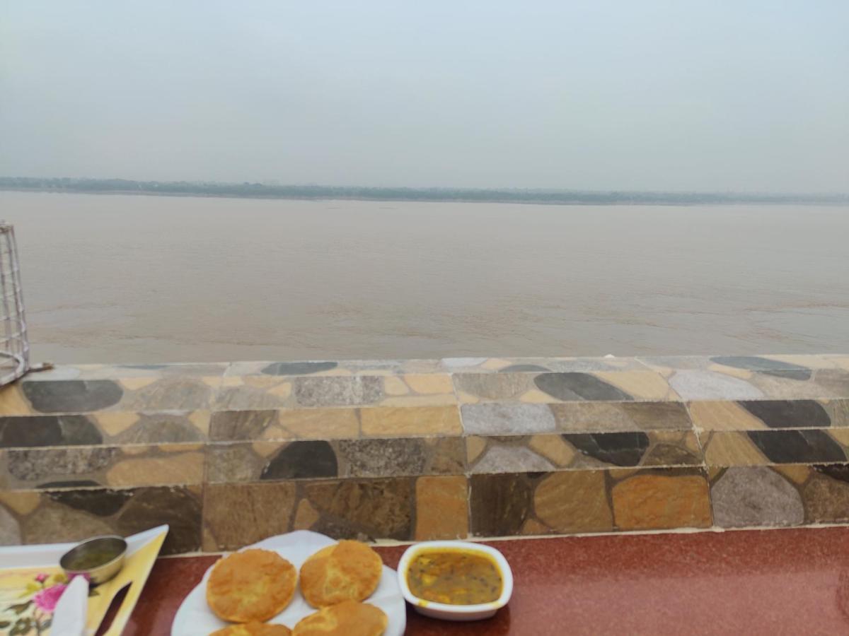 Shiva Ganges View Guest House พาราณสี ภายนอก รูปภาพ