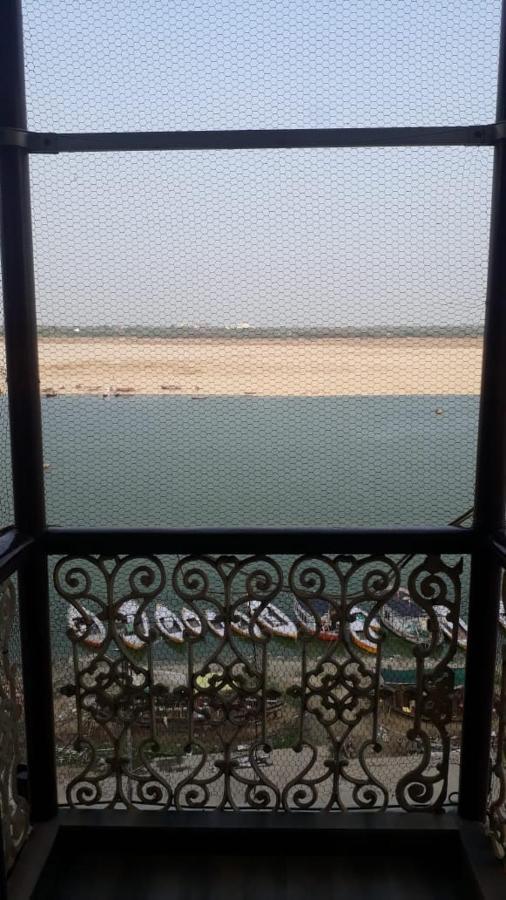 Shiva Ganges View Guest House พาราณสี ภายนอก รูปภาพ